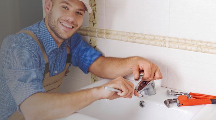 Professional sink repair in Bowling Green, FL